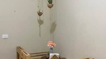 Apartamento, 1 habitación, balcón | Comedor