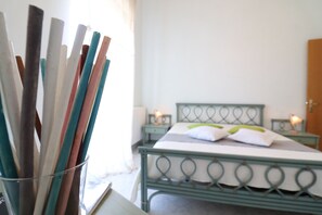 บ้านพัก, 2 ห้องนอน, ลานระเบียง, วิวเมือง | 3 ห้องนอน