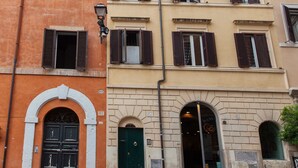 Apartment, 1 Bedroom, City View | Exterior - Charming Apartment Campo De'fiori (Rome)