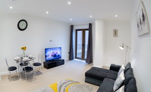 Apartment, 1 Bedroom, Accessible, Balcony | Living room - Alexandra Palace Luxury Serviced Apartments In St Albans (St Albans)