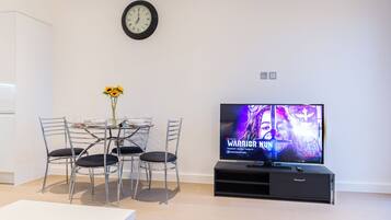 Apartment, 1 Bedroom, Accessible, Balcony | Room amenity