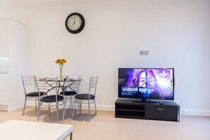 Apartamento, 1 habitación, accesible para personas con discapacidad, balcón | Servicio de la habitación