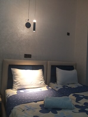 1 Schlafzimmer, Bügeleisen/Bügelbrett