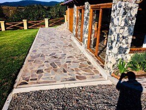 Ferienhütte, 4 Schlafzimmer, Balkon, Gartenblick | Außenbereich