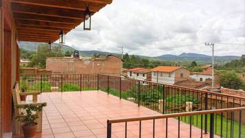 Cabin, 4 Bedrooms, Balcony, Garden View | Terrace/patio