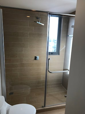 Apartment, 3 Bedrooms, Accessible, Balcony | Bathroom - Minerva Zone Apartment Super Vista Fully Equipped Pool 3 Rec 6pp tv Wifi Aa (Guadalajara)