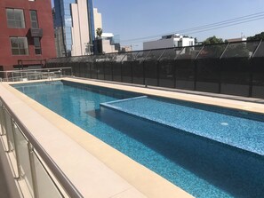 Lägenhet - 3 sovrum - tillgänglighetsanpassat - balkong | Pool