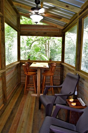 Cabin, 2 Bedrooms, Smoking, Balcony | Property grounds