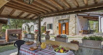 Nice apartment in villa for 3 people with pool, WIFI, TV and patio