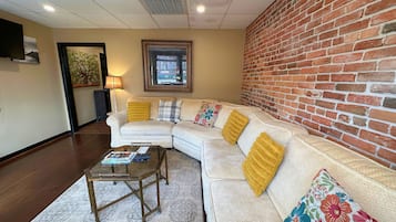 智能电视、DVD 播放器