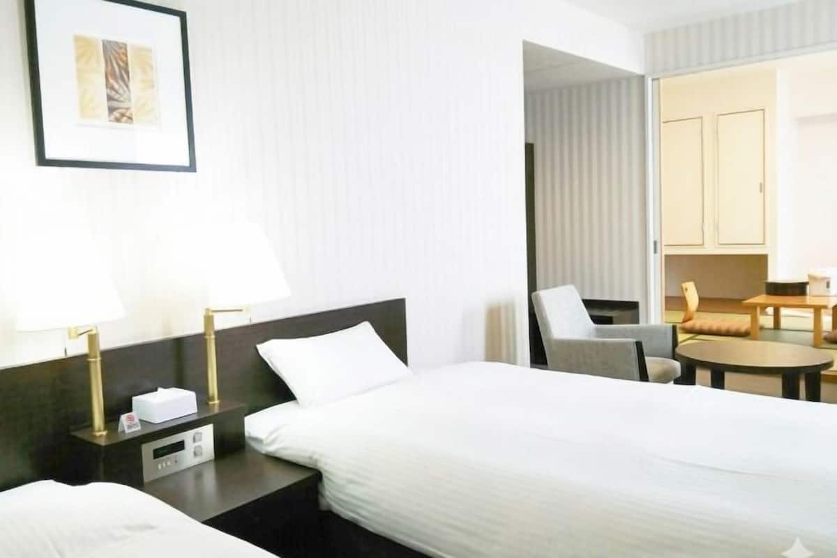 免费 WiFi、床单