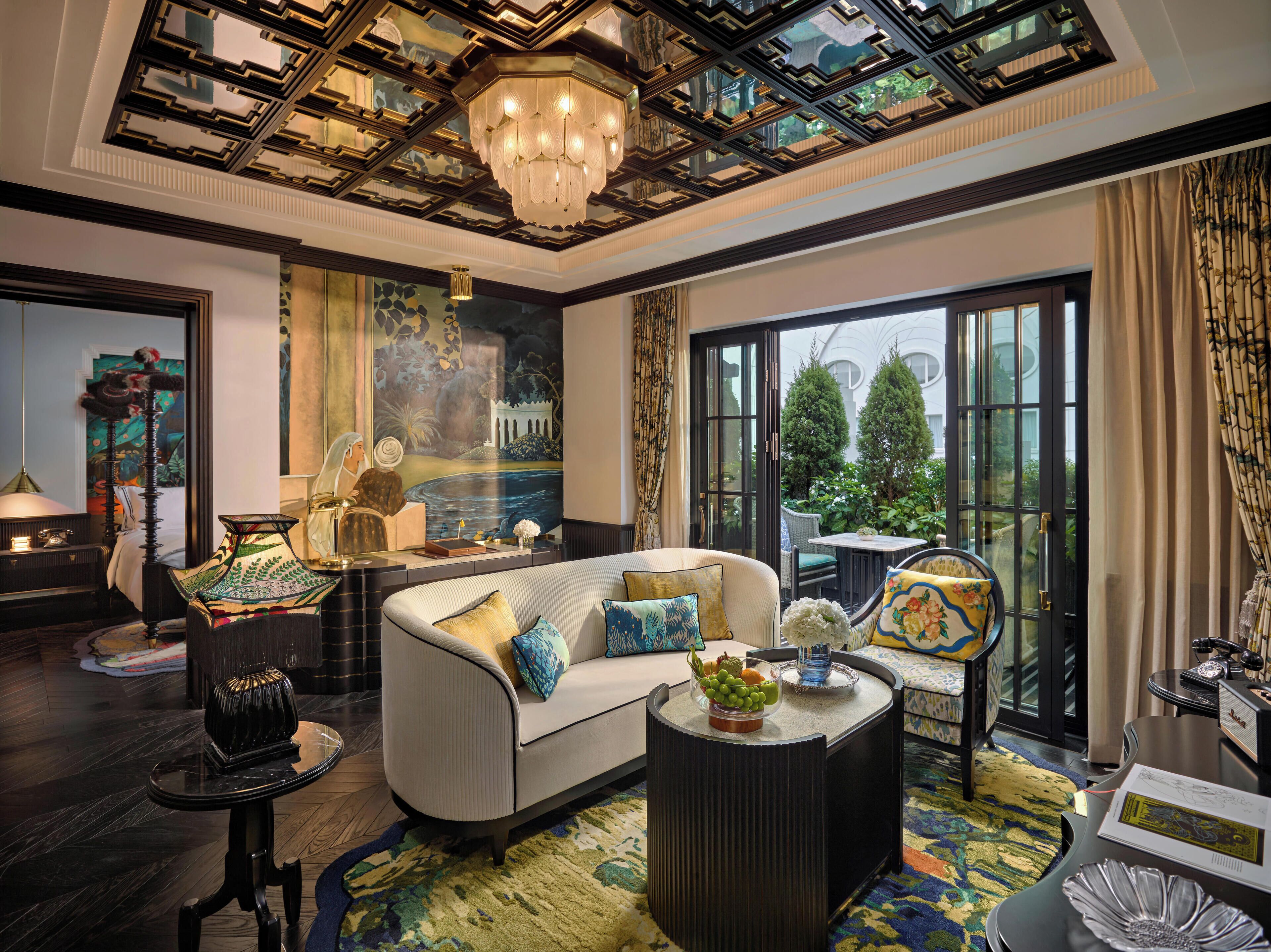 Royal Opera Suite | Living area | 65-inch LED TV with satellite channels, TV, iPad