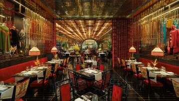 Free daily cooked-to-order breakfast