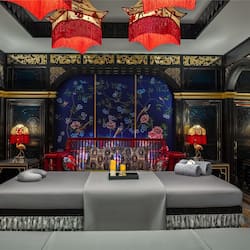 Couples treatment room(s), sauna, steam room, body treatments