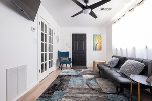 Een smart-tv en een printer