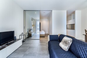 1 camera, ferro/asse da stiro, Wi-Fi