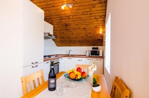 開放式客房 (Studio Apt with Terrace and Sea View) | 餐廳