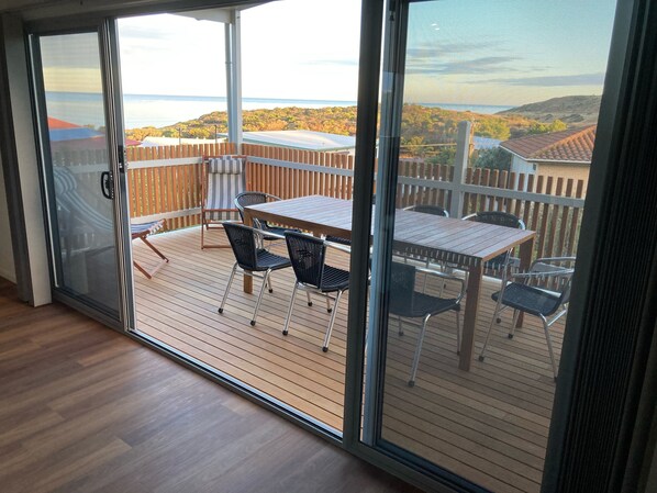 Dining - Orana Beach House @ Maslin's Beach (Maslin Beach)