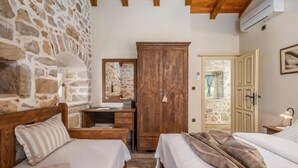 Unclassified image, 3 of 40, button - Stone Beauty Pool Villa Jerolim (Posedarje)