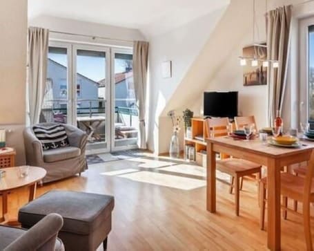 TV. Waldstr. 34 Wo.05 - Wo.05