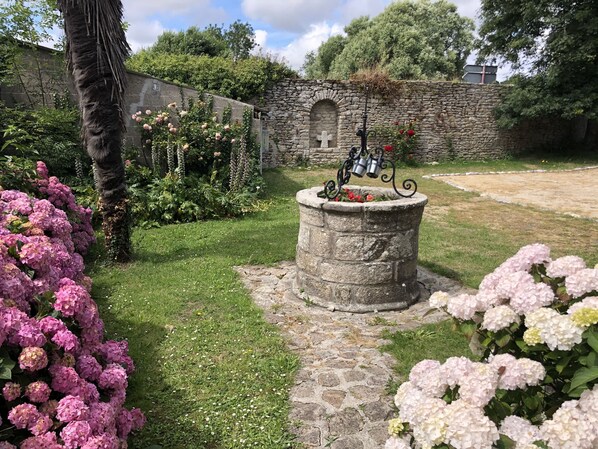 Enceinte de lâhĂ©bergement