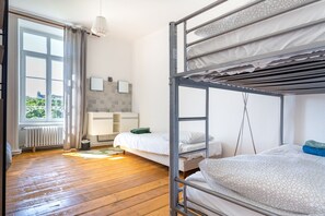 6 chambres, lit parapluie, Wi-Fi