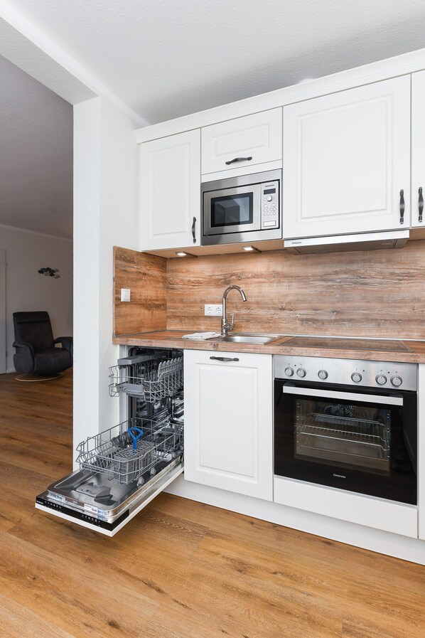 Fridge, microwave, oven, dishwasher