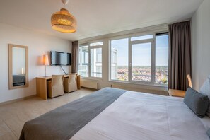 3 bedrooms, WiFi - Penthouse 748 with the most beautiful view of Vlissingen! (Vlissingen)
