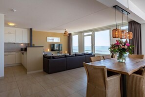 Interior - Penthouse 750 with the most beautiful view of Vlissingen! (Vlissingen)