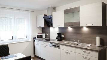 Fridge, microwave, oven, dishwasher