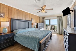 7 slaapkamers, een strijkplank/strijkijzer, wifi, beddengoed