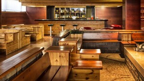 Bar (di hartanah)