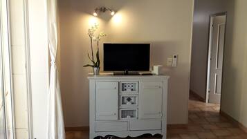 TV