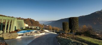 Bouganville Hill Resort & Wellness Space