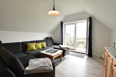 App.3 / 3-room (6 adults + infant), attic, with water view - Ferienwohnungen Zum