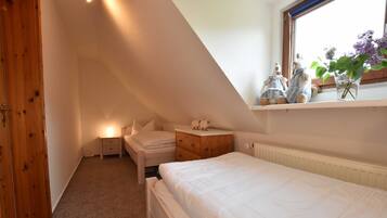 3 Schlafzimmer, Reisekinderbett, WLAN, Bettwäsche