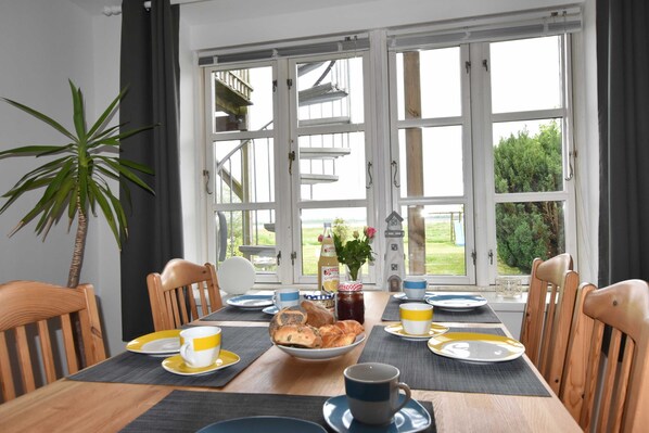 Dining - App.7 / 3-room (5 adults + 1 infant), ground floor - Ferienwohnungen Zum Breitling OVS 691 (Insel Poel)