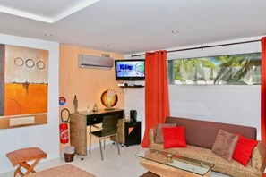 TV - STUDIO NEW GARDEN   Residence Adam et Eve (Baie Orientale)