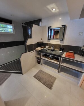 Hair dryer, towels - STUDIO NEW GARDEN   Residence Adam et Eve (Baie Orientale)