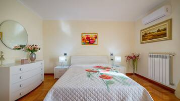 1 chambre, Wi-Fi gratuit, draps fournis