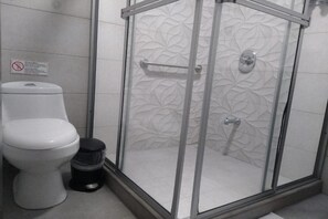 Bathroom - Hotel Suites Merlyn Airport (San Juan)