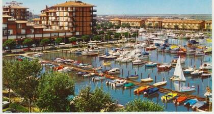 Flat with garden near the beach