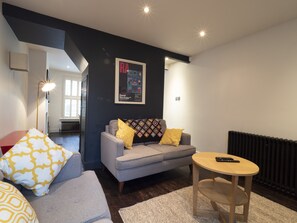 House | Living area | 35-inch LCD TV with digital channels, TV - Crab Cottage (Whitstable)