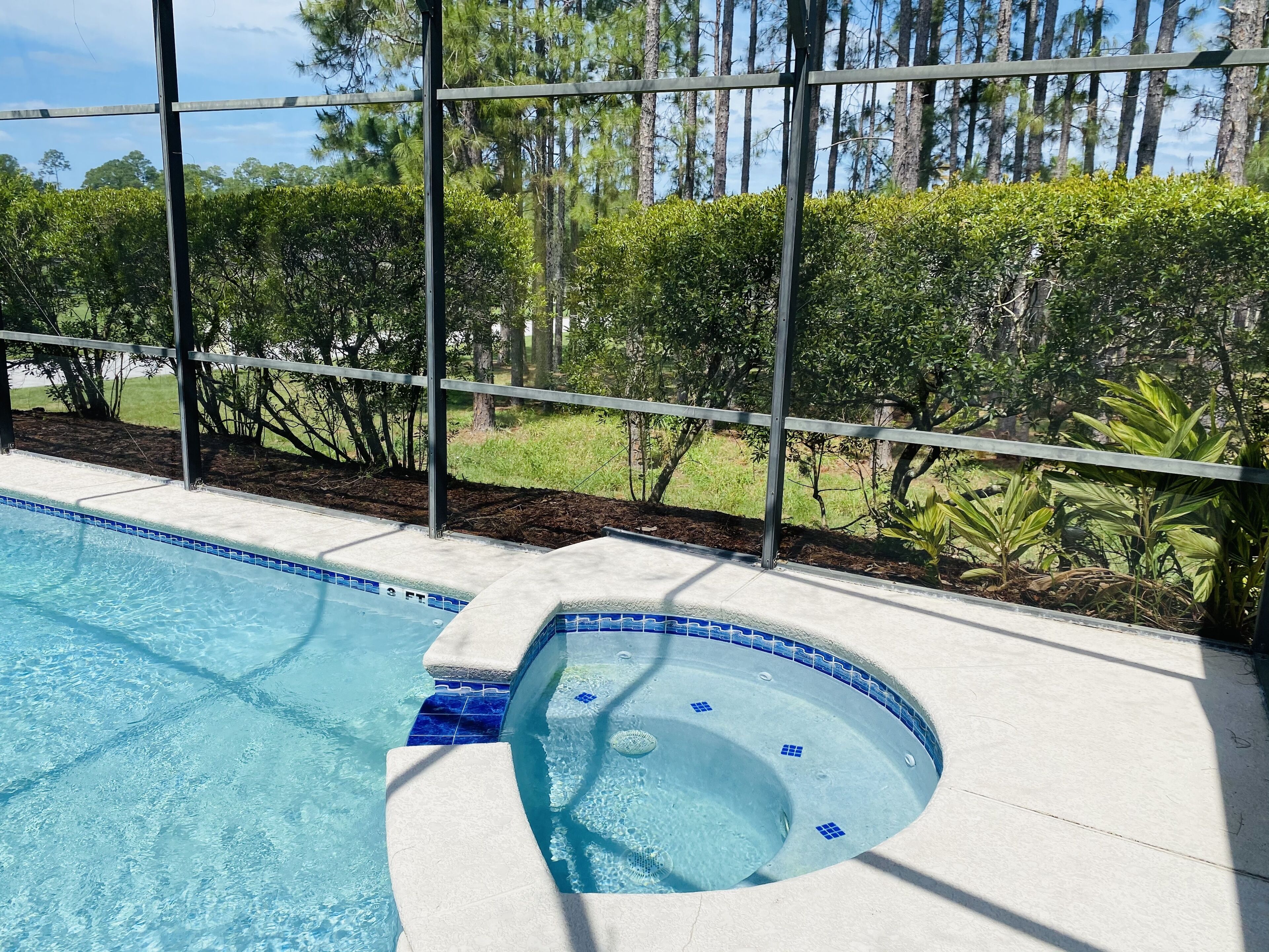 Piscine extérieure