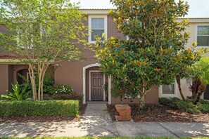 Exterior detail - Poolside Getaway · 3BR · Close to Disney (Kissimmee)
