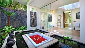 Villa, 5 Bedrooms | 5 bedrooms, in-room safe, individually decorated, individually furnished - Villa Kalyani (Canggu)