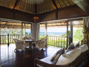 Villa, 6 Bedrooms | In-room safe, individually decorated, individually furnished, desk - Sungai Tinggi Beach Villa (Canggu)