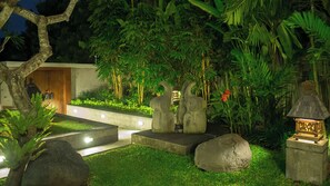 别墅, 4 间卧室 | 4 多间卧室、特色装修、特色家居、办公桌