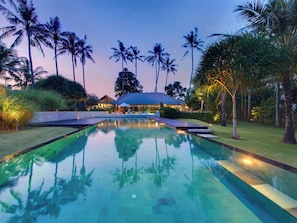 Villa, 5 Bedrooms | 5 bedrooms, in-room safe, individually decorated, individually furnished - Villa Samadhana (Sukawati)