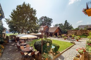 Property grounds - Atrium Penzion (Poprad)